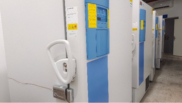 深低溫生物冰箱鎖的穩(wěn)定性對于樣本質(zhì)量至關(guān)重要23.8.4