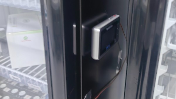 儲血冰箱的溫度要求嚴格嗎？如何保證冰箱內的血樣處于正常溫度環境內呢？25.4.23