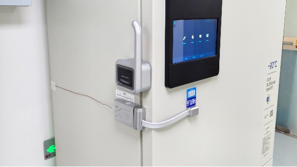 在傳統生物保存使用場景下生物冰箱智能鎖遠程管理給生物保存帶來了哪些安全優勢?25.8.1