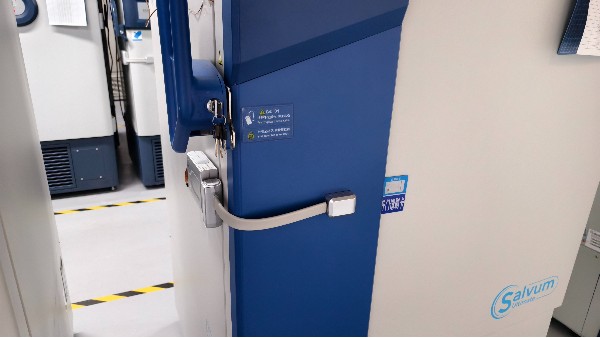 在你不在現(xiàn)場的情況下是否擔(dān)心實(shí)驗(yàn)人員擅自拿取樣本?25.2.13