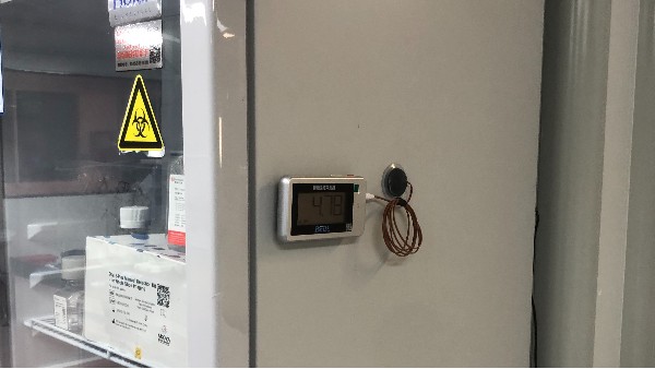 你不知道的事之為什么說(shuō)溫濕度監(jiān)控設(shè)備是醫(yī)藥行業(yè)的標(biāo)配?25.8.7